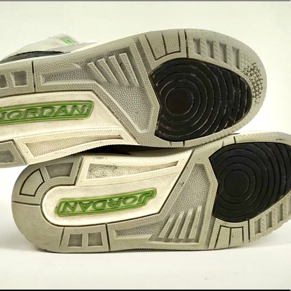 Nike Air Jordan 3 Retro Grey/Green Youth Size 5 - Picture 7 of 7